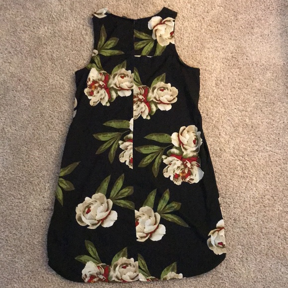 a.n.a | Rose Dress - Picture 3 of 5